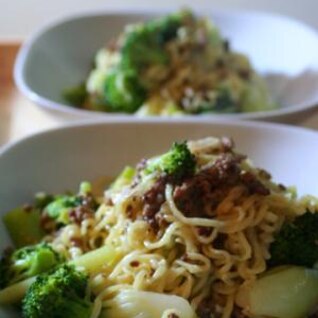 インスタントラーメン焼そば